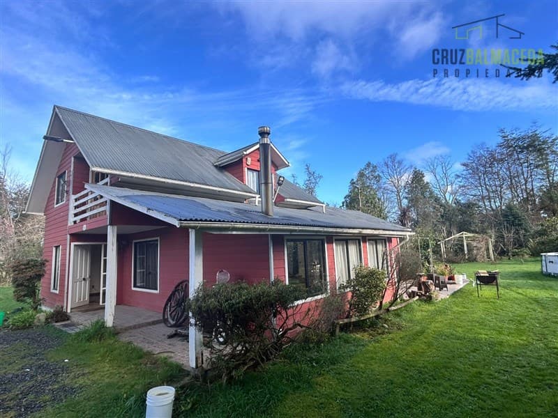 Casa en parcela esquina a orilla de carretera - Las Vegas de Chamiza
