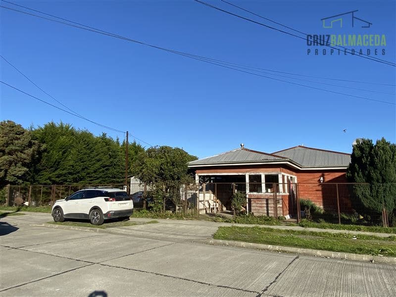 Terreno de 1.574 m2 con casa y bodega - Sector Alerce Histórico