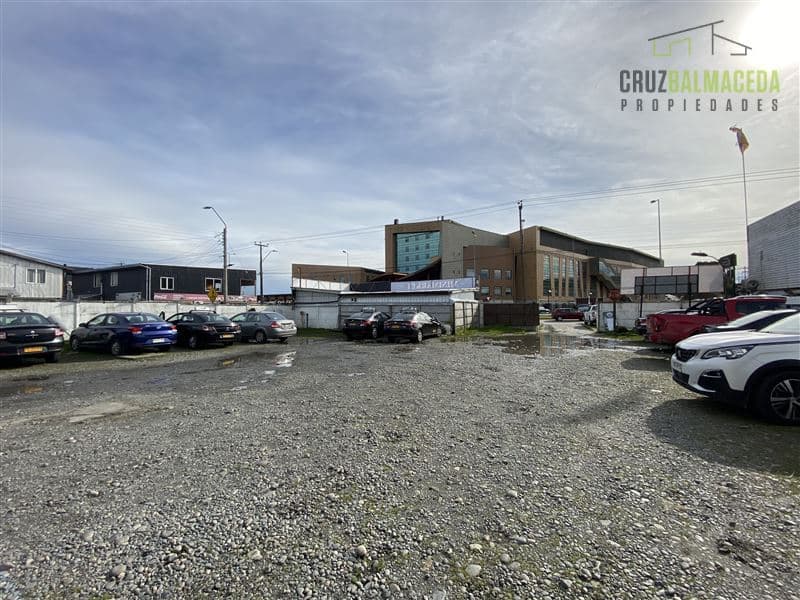 Sitio esquina frente a Hospital Base 