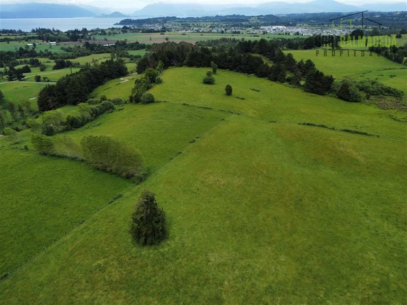 A 7 km de Entrelagos y a 1km de la ruta internacional 215