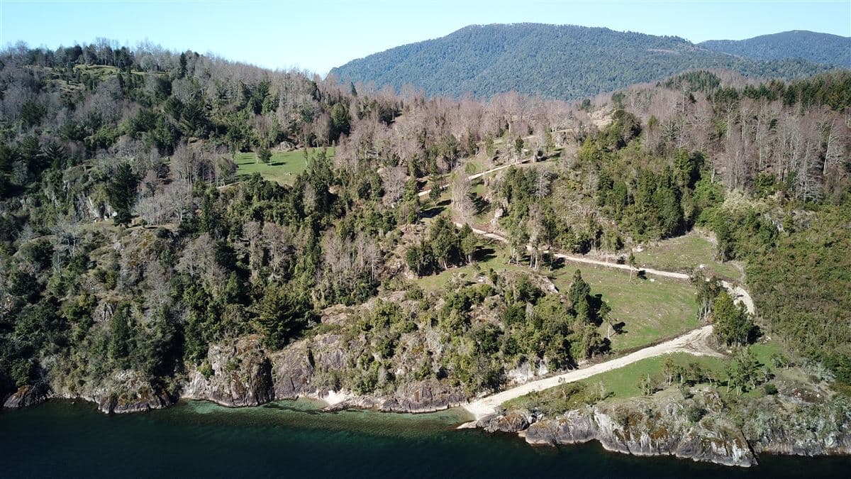 Pelumpen, a 7 kilómetros de playa Monge