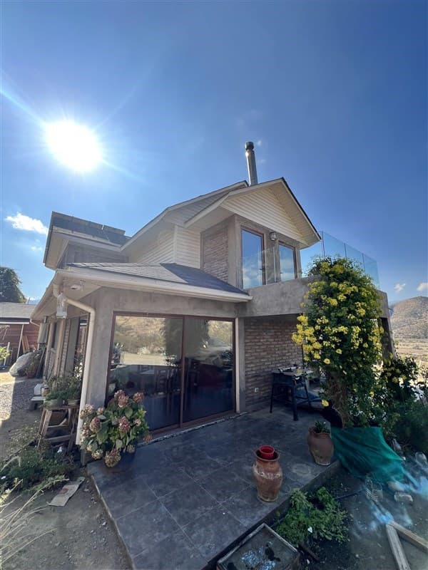 MAP - Se Vende Hermosa y extensa Parcela de 20.000m2 con dos casas