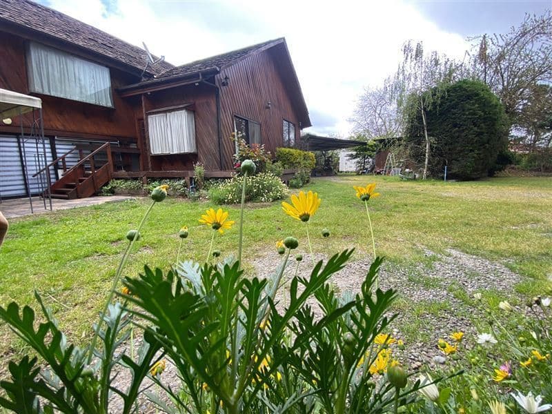 Uso exclusivamente residencial/familiar. NO APTO PARA FUNDACIONES NI CENTROS DE REHABILITACIÓN O SIMILARES
