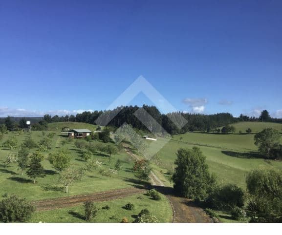 a 7 kms desde La Unión ruta t80 camino a Hueicolla Sur Oeste de la Unión