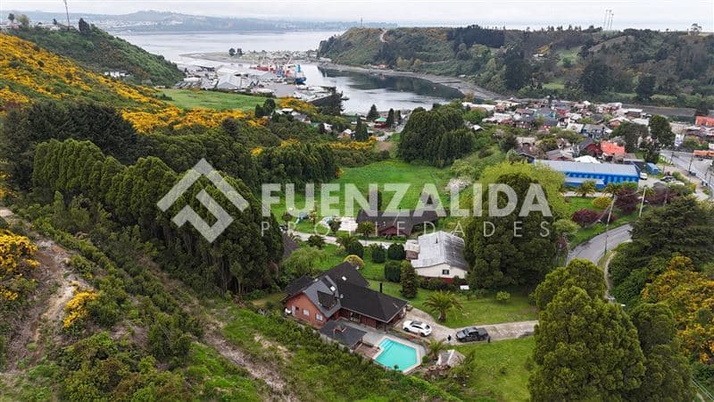 Av. Pacheco Altamirano, subida Angelmo