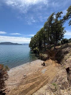 Orilla Sur Lago Puyehue