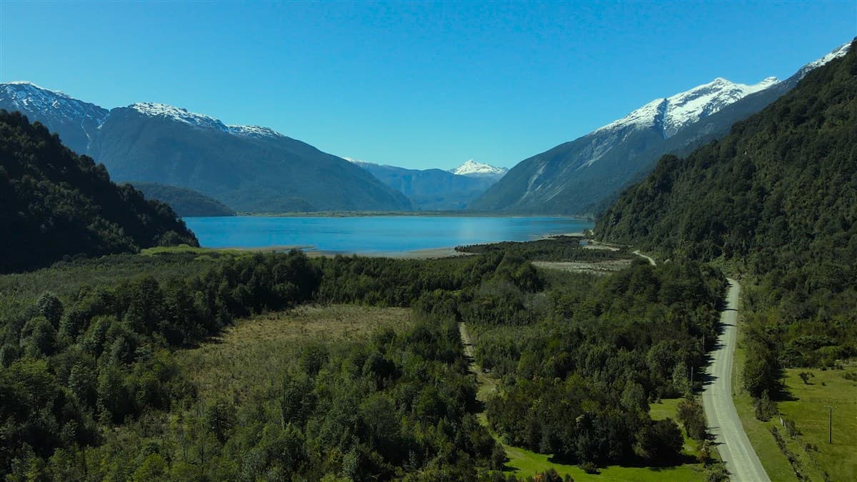 COD38083 Orilla Lago Yelcho