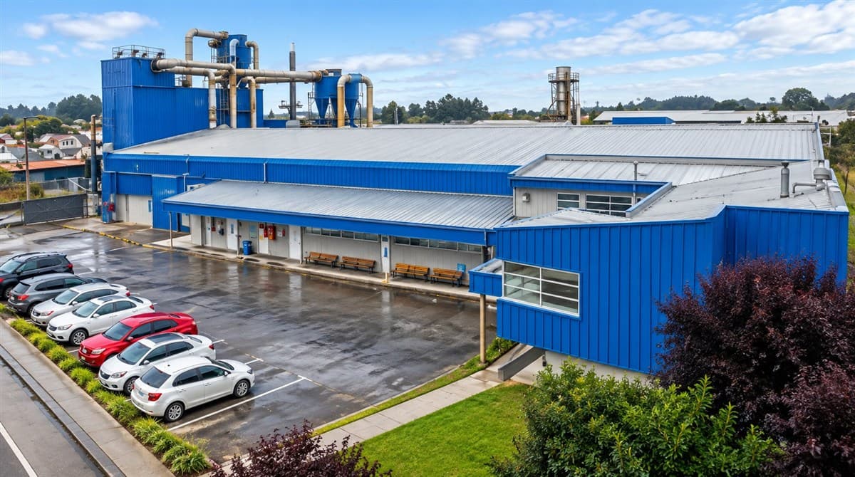 COD40402 Gran Centro Logístico y Comercial de 6.501m2 Construidos en Avenida Pedro de Valdivia, Temuco