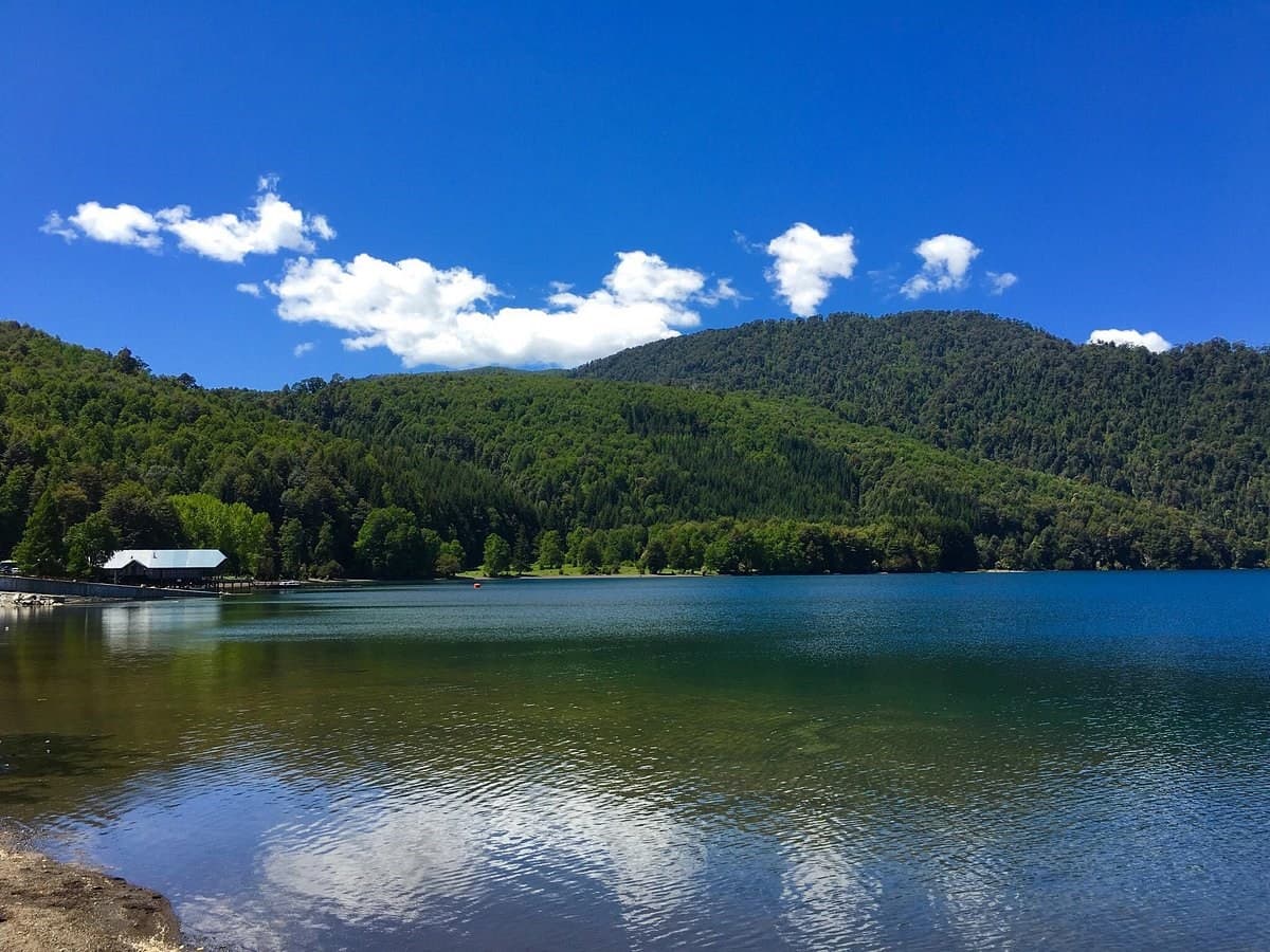 Panguipulli, Región de Los Ríos – Lago Pirihueico