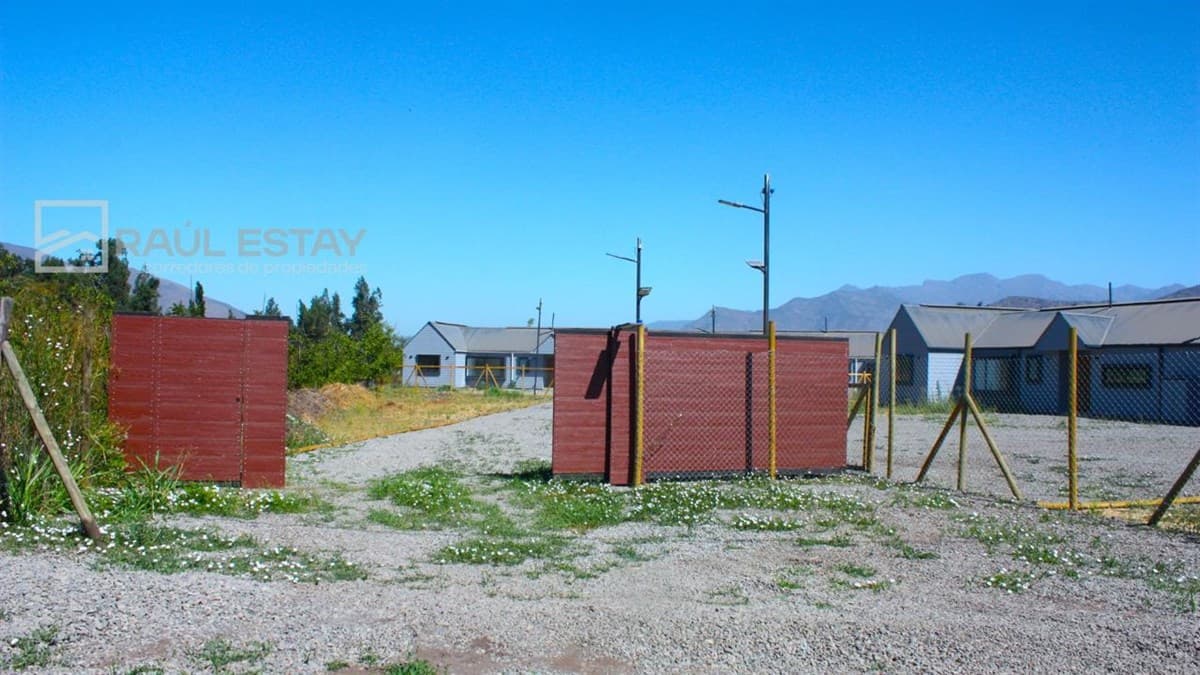 Parcelación Padre Hurtado se emplaza en pleno campo de la comuna de Llay Llay