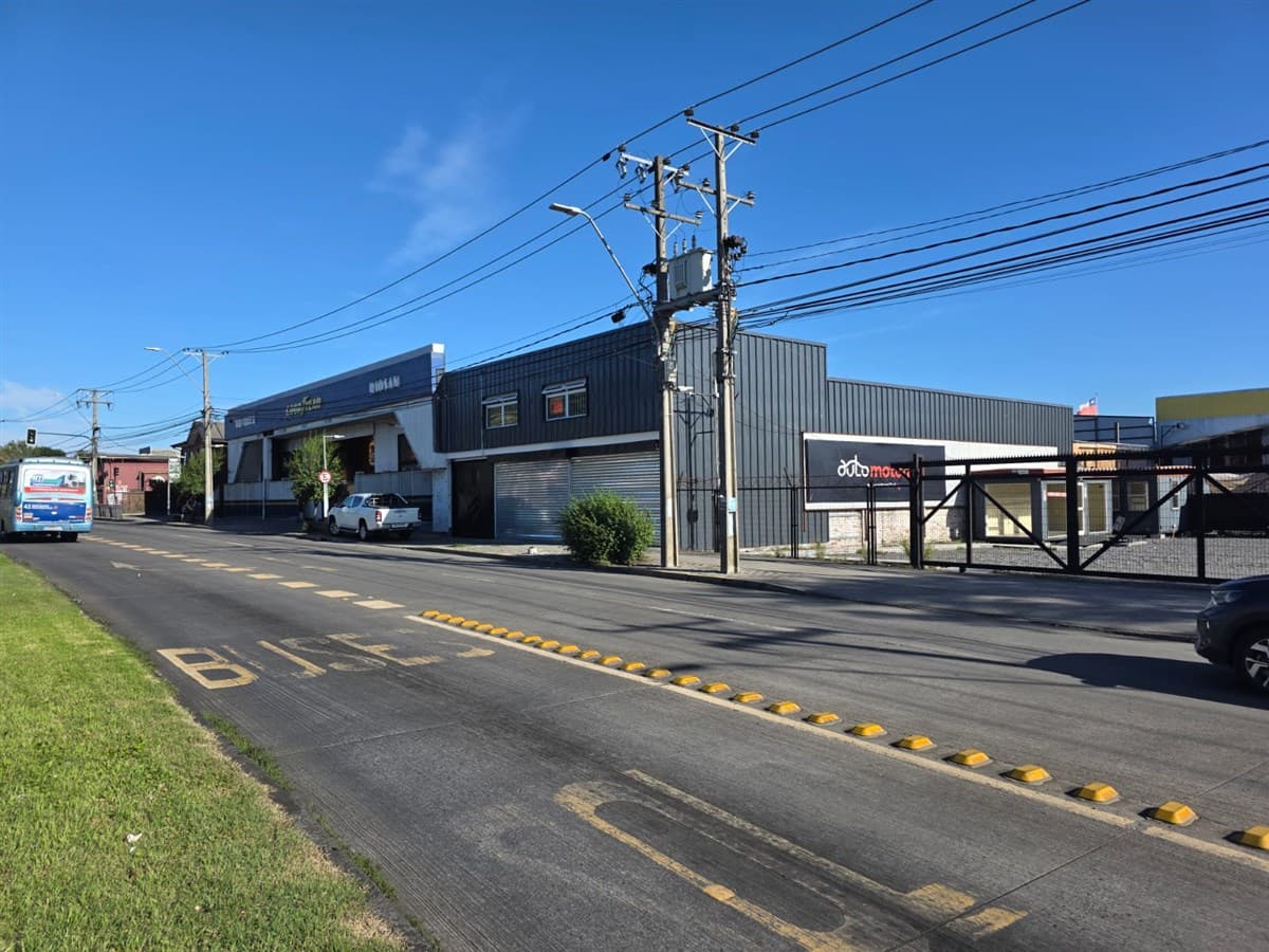 ARRIENDO GRAN BODEGA COMERCIAL EN CONCEPCIÓN – UBICACIÓN ESTRATÉGICA Y EXCELENTE CONECTIVIDAD