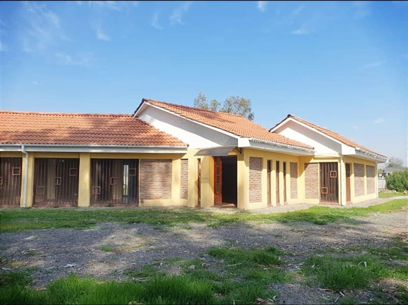 Calle Los Almendros cercana a Ramon Subercaseaux 