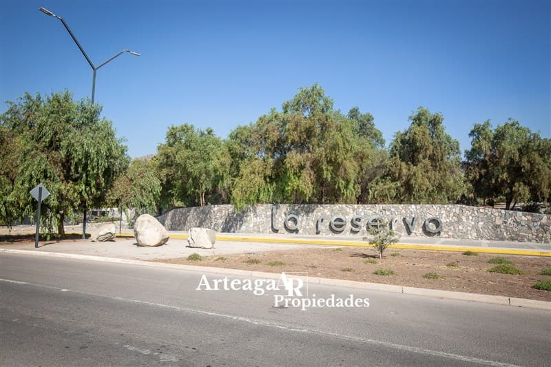 LA RESERVA