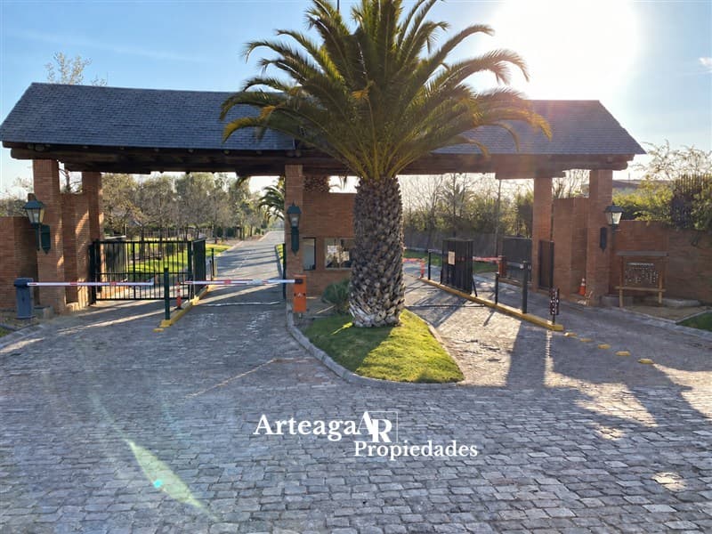 Condominio Algarrobos