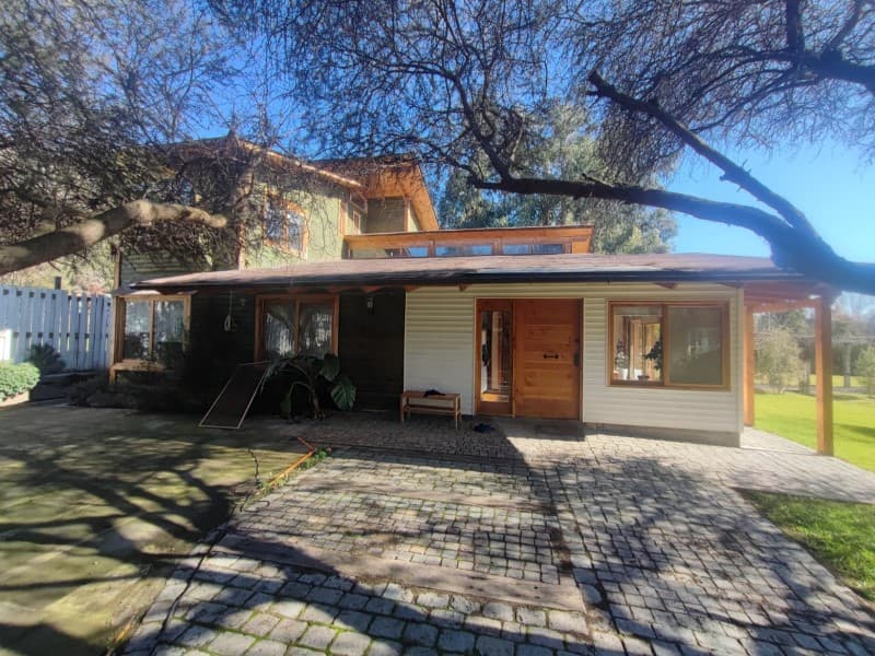 LOMAS DEL AGUILA- PAINE                                     