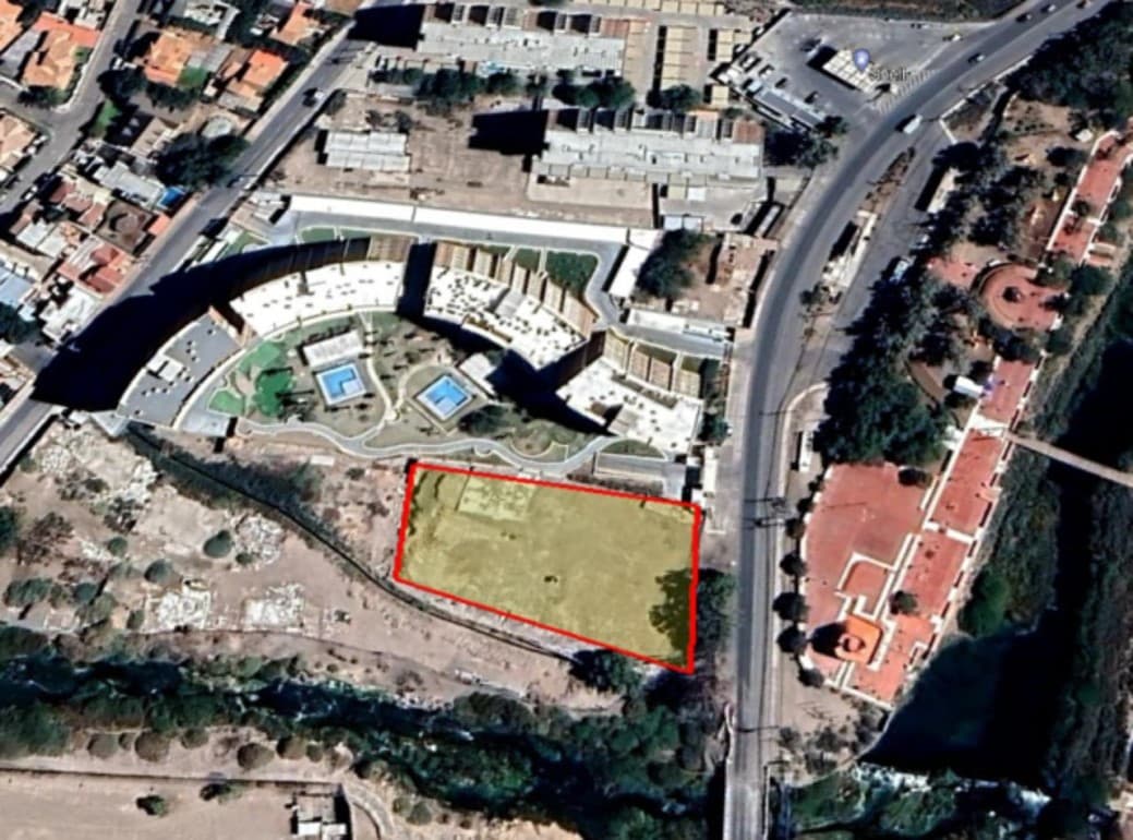 TERRENO URBANO HABITACIONAL 3.007 M2 AV BDO OHIGGINS 214    