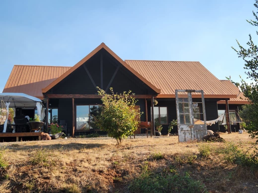 3,7 KM DE RUTA PRINCIPAL 148                                