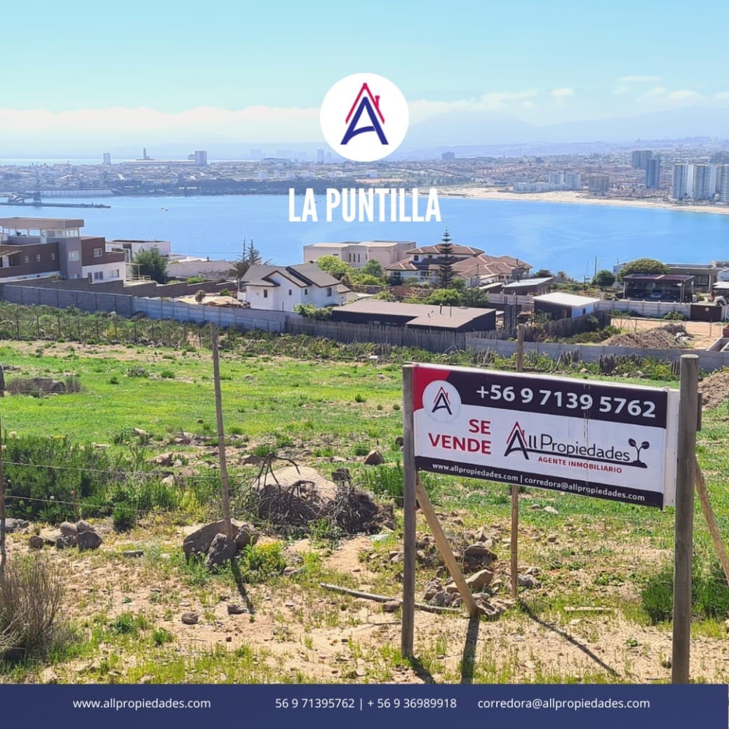 LA HERRADURA                                                