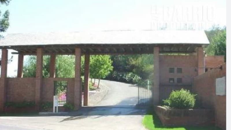 EXCLUSIVA PARCELA CHICUREO                                  