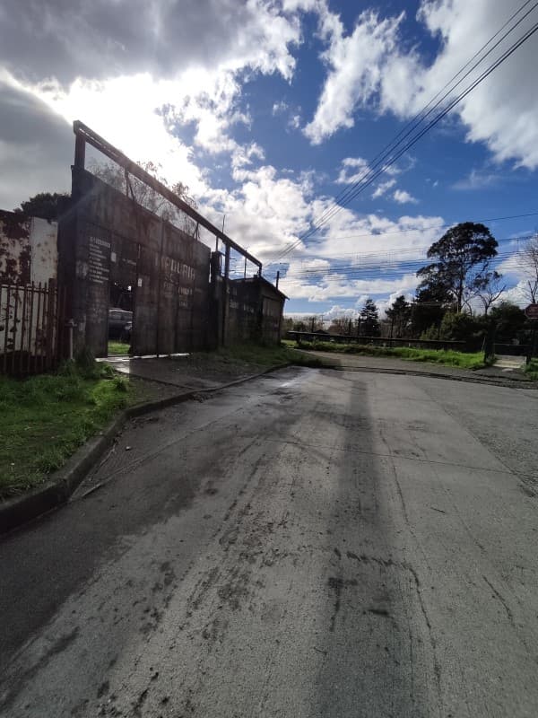 SITIO CALLE 120 HUALPÉN CON GALPÓN                          