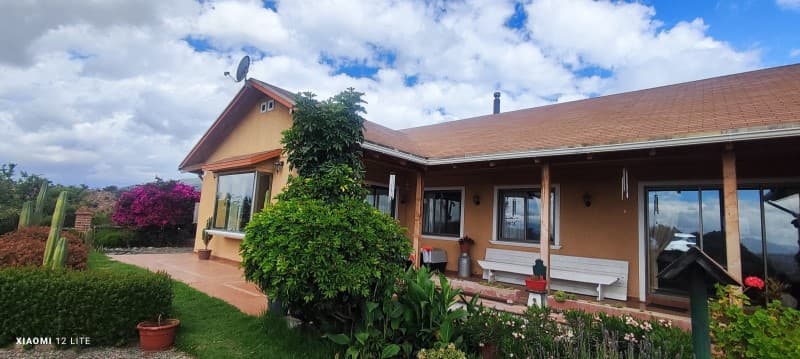 VILLA ALEMANA                                               