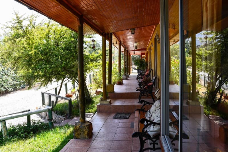 AV.MIRAFLORES CON LA CALETERA RUTA 68                       