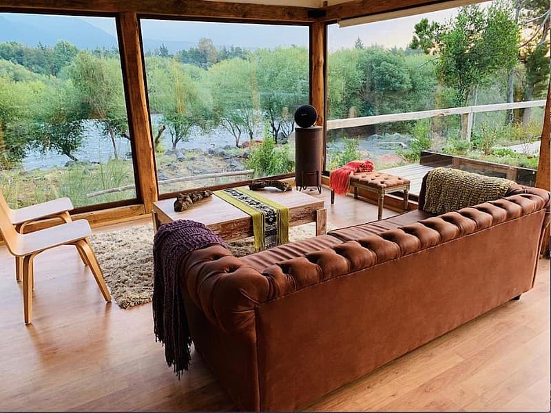  MARAVILLOSO COMPLEJO TURISTICO ORILLA DE RIO               