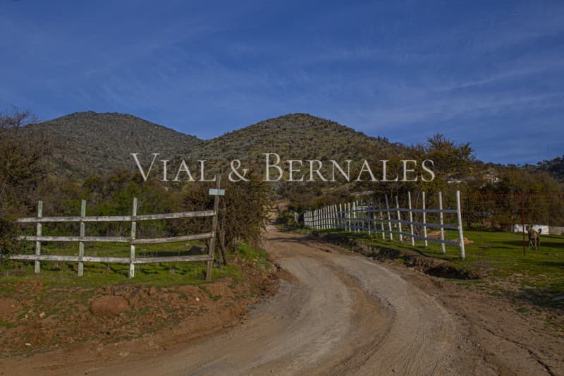 CERCANO A RUTA 68 CURACAVÍ                                  