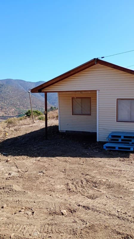 A 20 MINUTOS ENTRE LIMACHE Y QUILLOTA                       