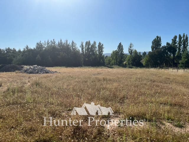 Camino a Pelarco a 2,7 KM de la Ruta 5 Sur en lado Sur de la carretera
