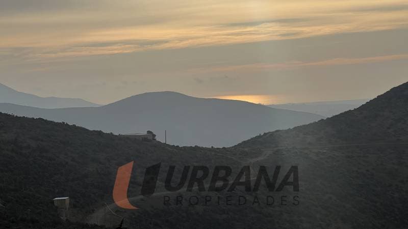 AMPLIO TERRENO CON UNA VISTA PANORAMICA EN ALGARROBITO      
