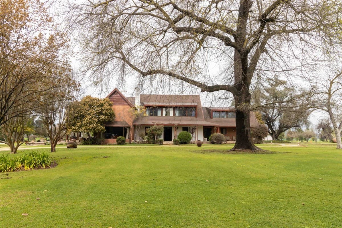 María Pinto, El Bosque Country Club