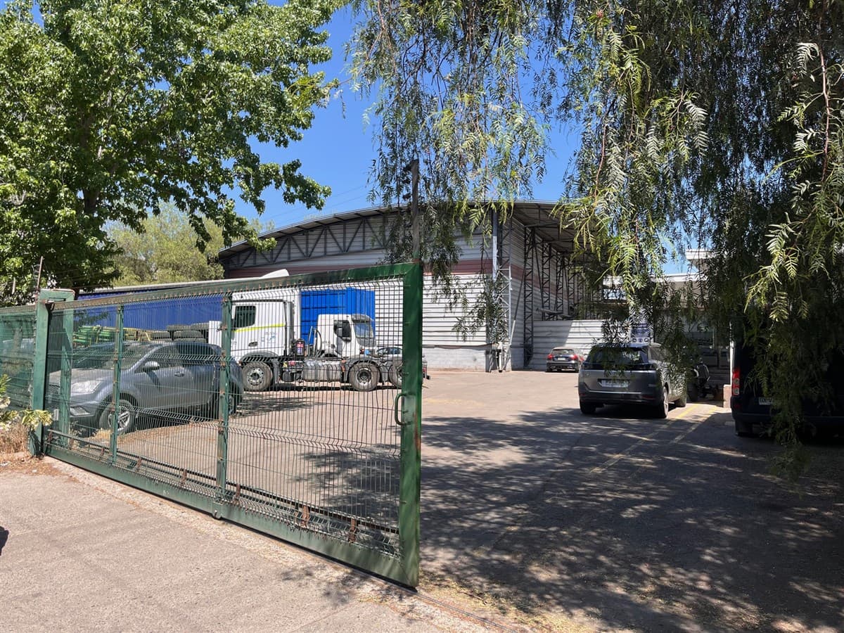 Parque Industrial Los Libertadores 16.500 - Caletera Oriente General San Martín - Autopista Los Libertadores - calle José Miguel Carrera