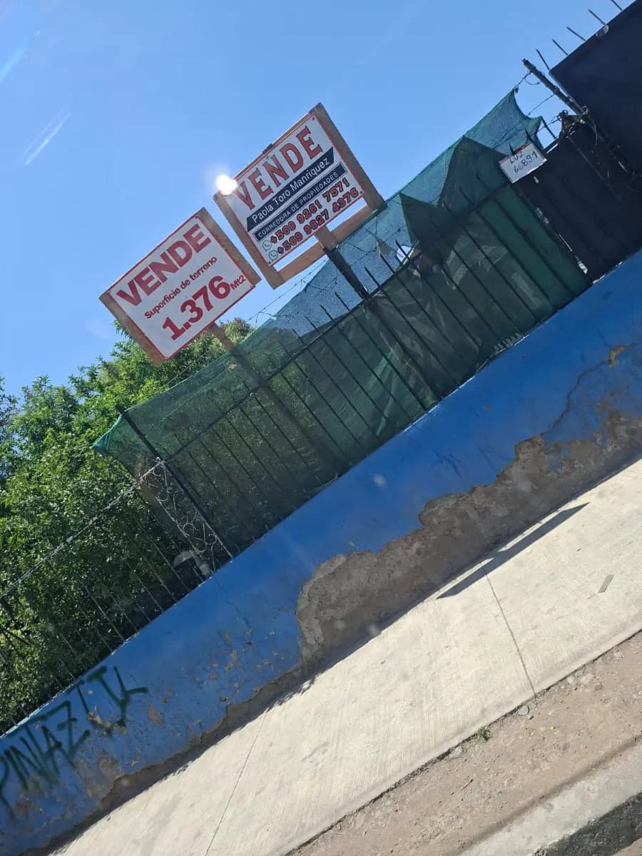 Profesor Darío Salazar 2065, Cerro Navia, Región Metropolitana de Santiago 9080000, Chile