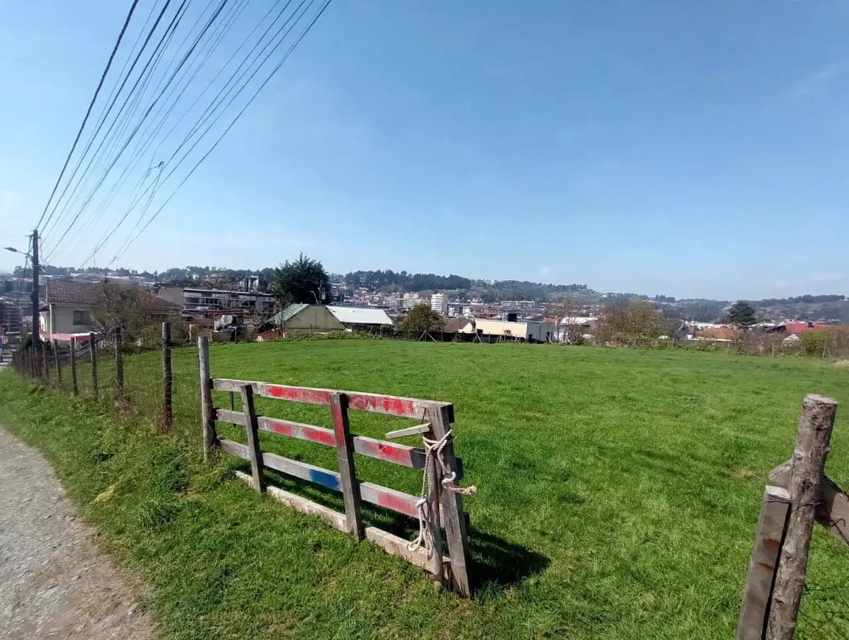 Pasaje El Trebol, Calbuco, Región de Los Lagos 5570000, Chile