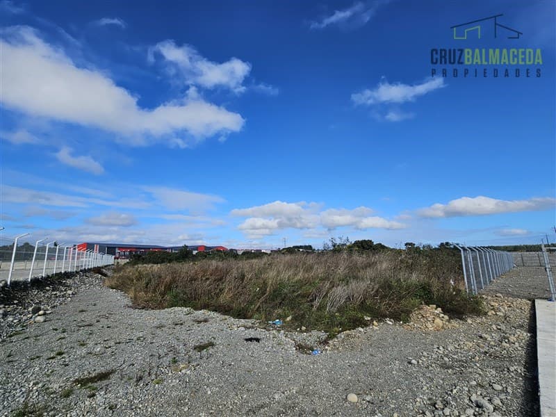 A metros de Ruta 5 Sur