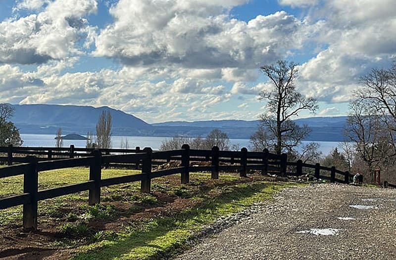 MARAVILLOSAS PARCELAS CON VISTA AL LAGO Y VOLCAN
