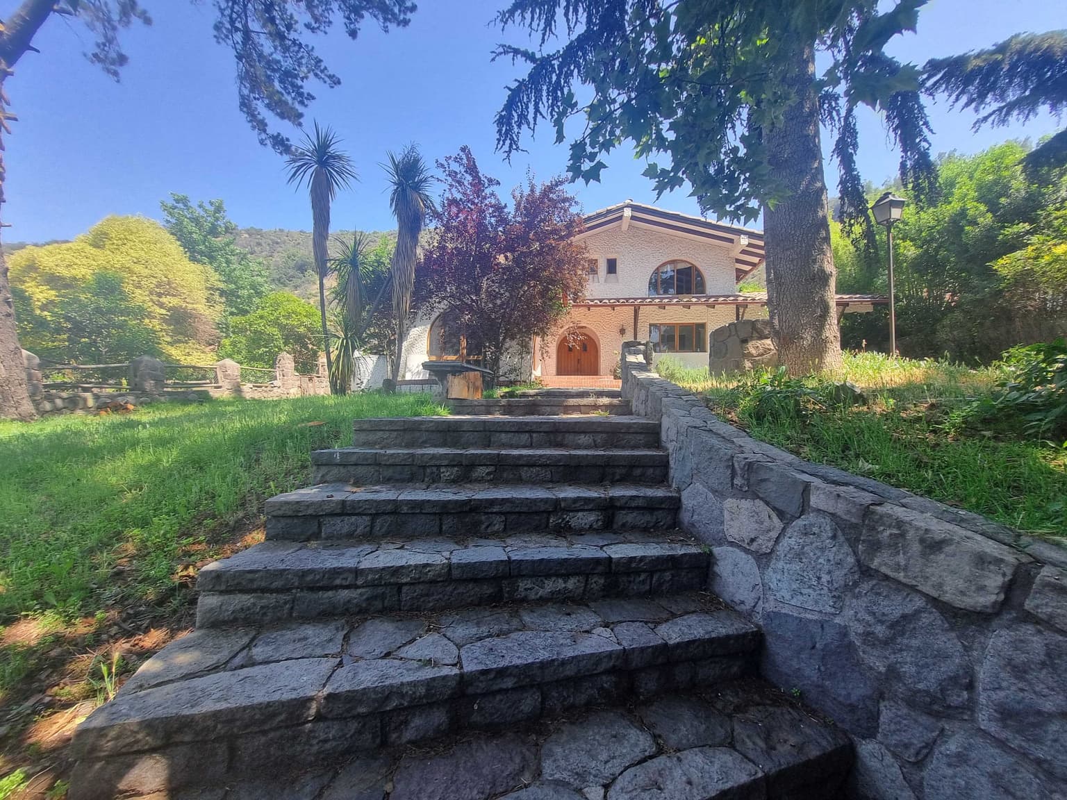 Gran casa en Refugios del Arrayán (161210)