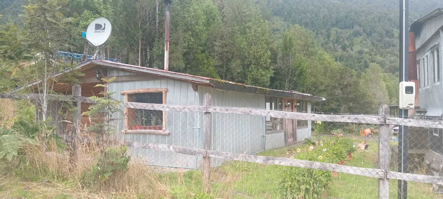 PUYUHUAPI A LA JUNTA (83353)