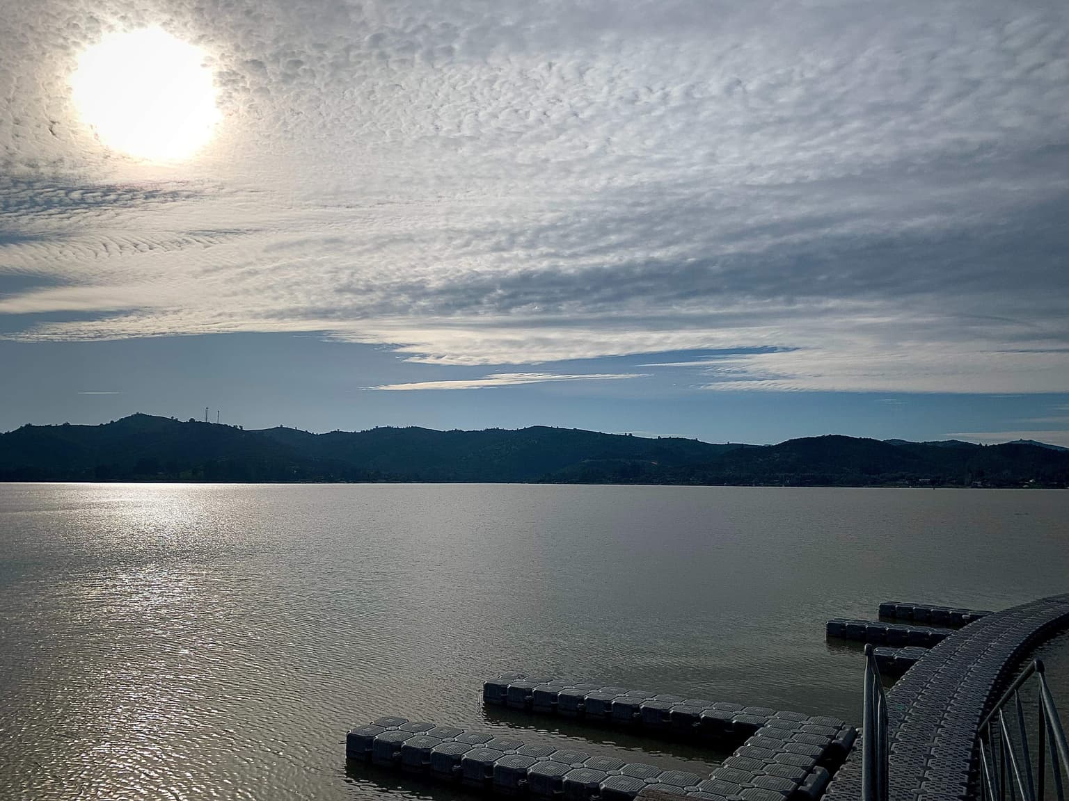 OPORTUNIDAD TERRENO 1.207 uf. LAGO RAPEL (70150)