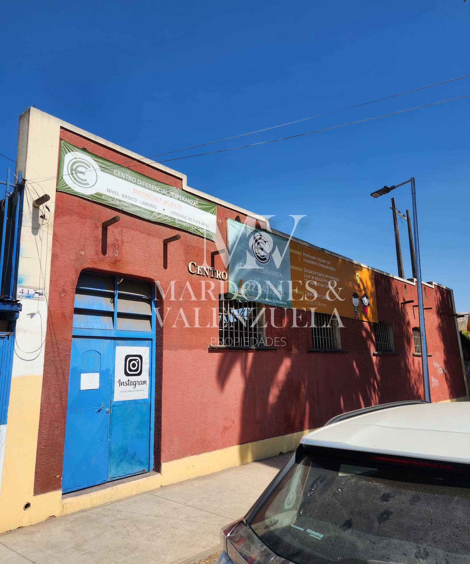 Paño inmobiliario frente a la plaza Renca (174066)
