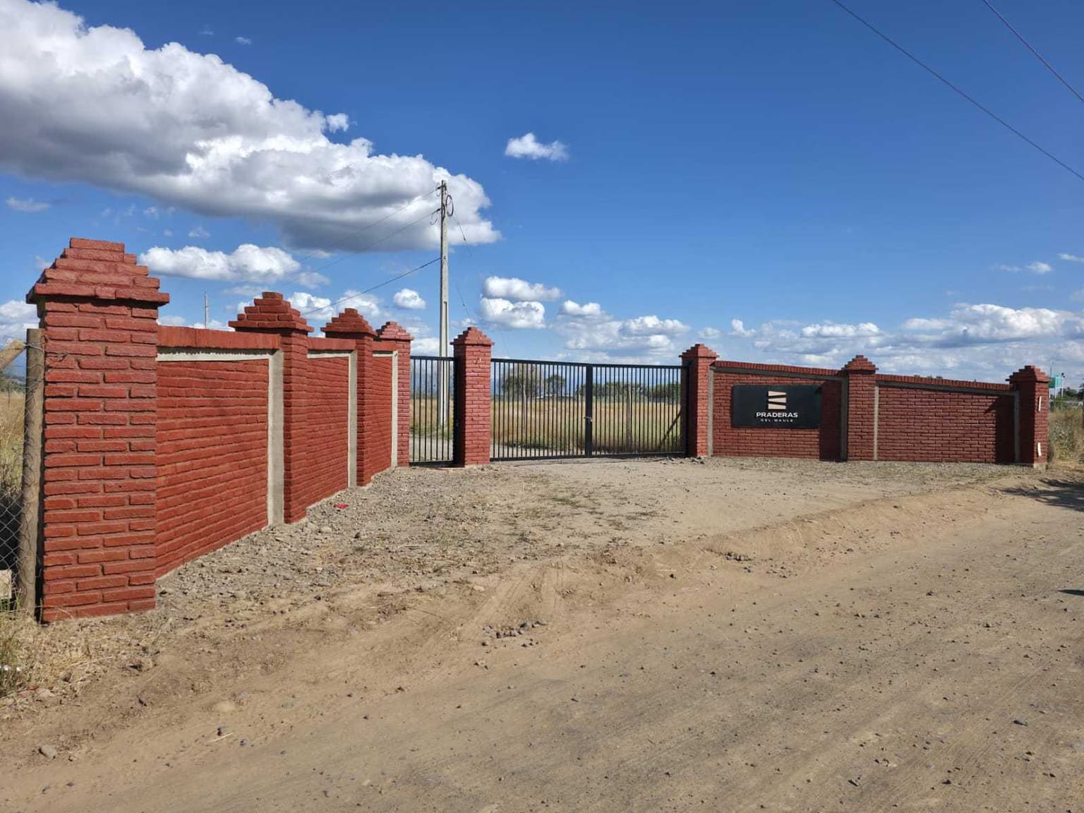Inversión Ideal: Terreno con Gran Potencial (159794)