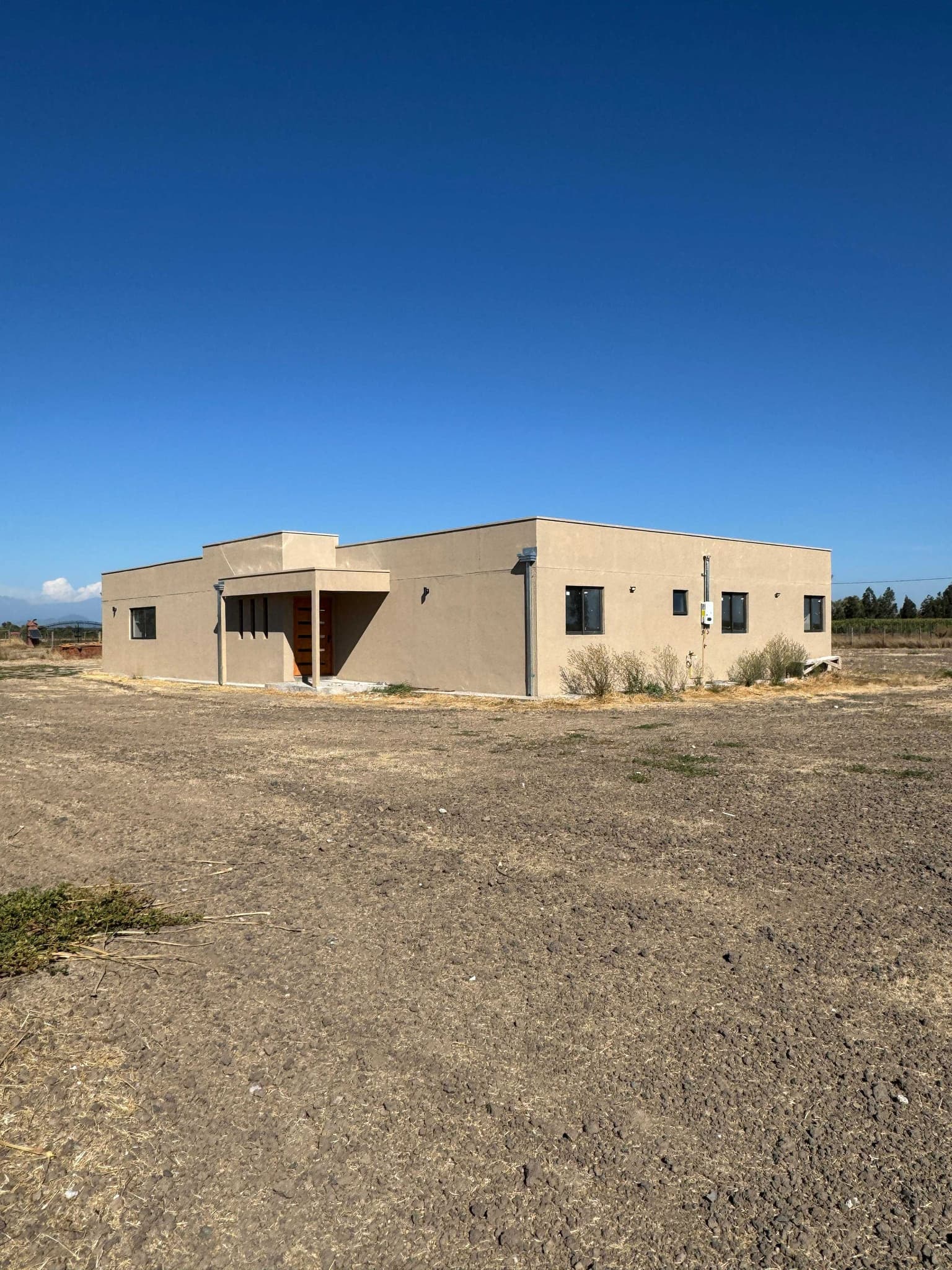 Amplia casa a 10 km de Talca (160381)