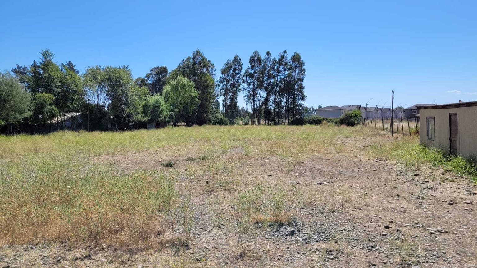 Linares terreno 4.945m2 (73890)