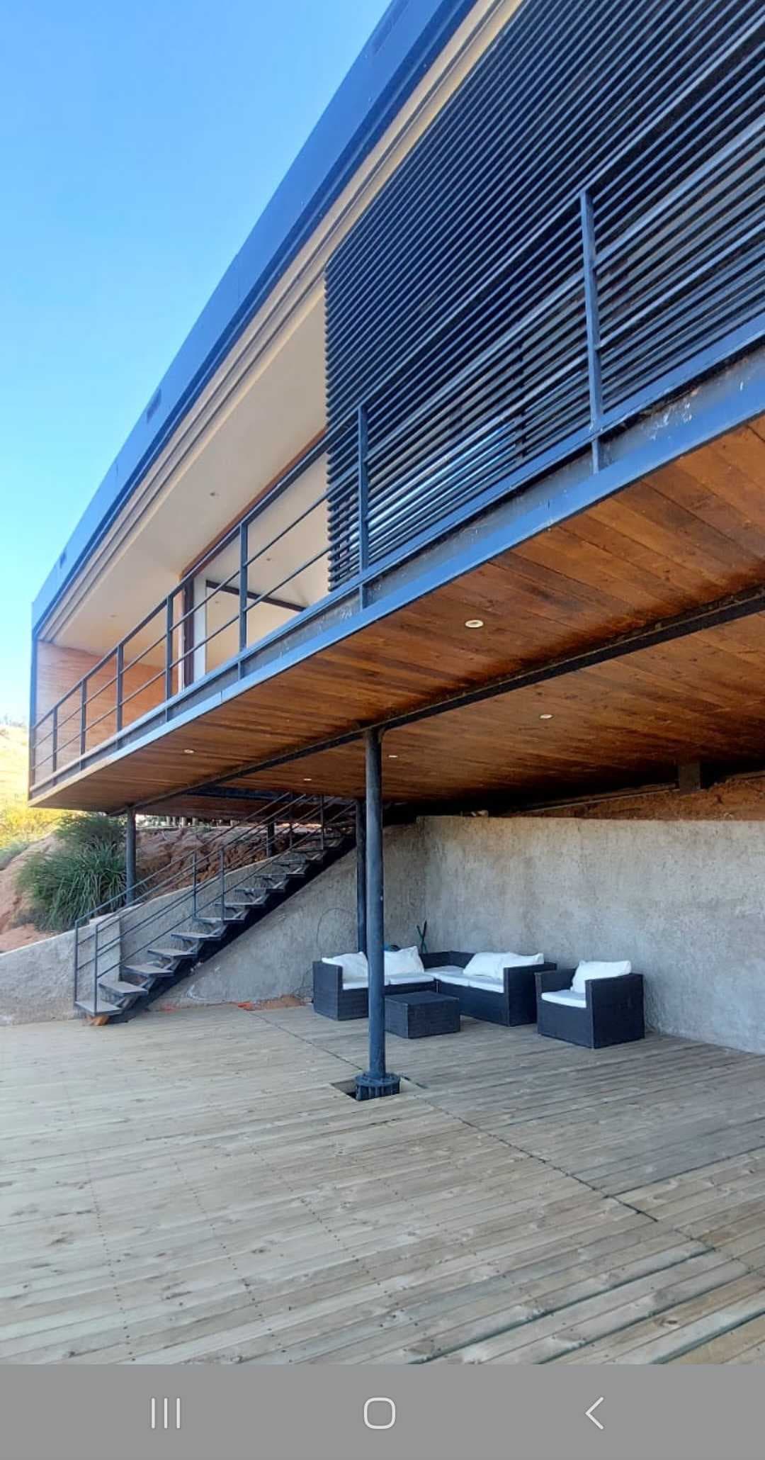 3 Dormitorios/ 2 Baños, Casa Moderna (164103)