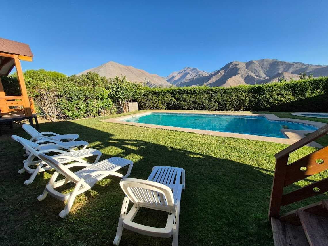 Parcela, casa, dos cabañas, a 5 kms de Vicuña (138858)