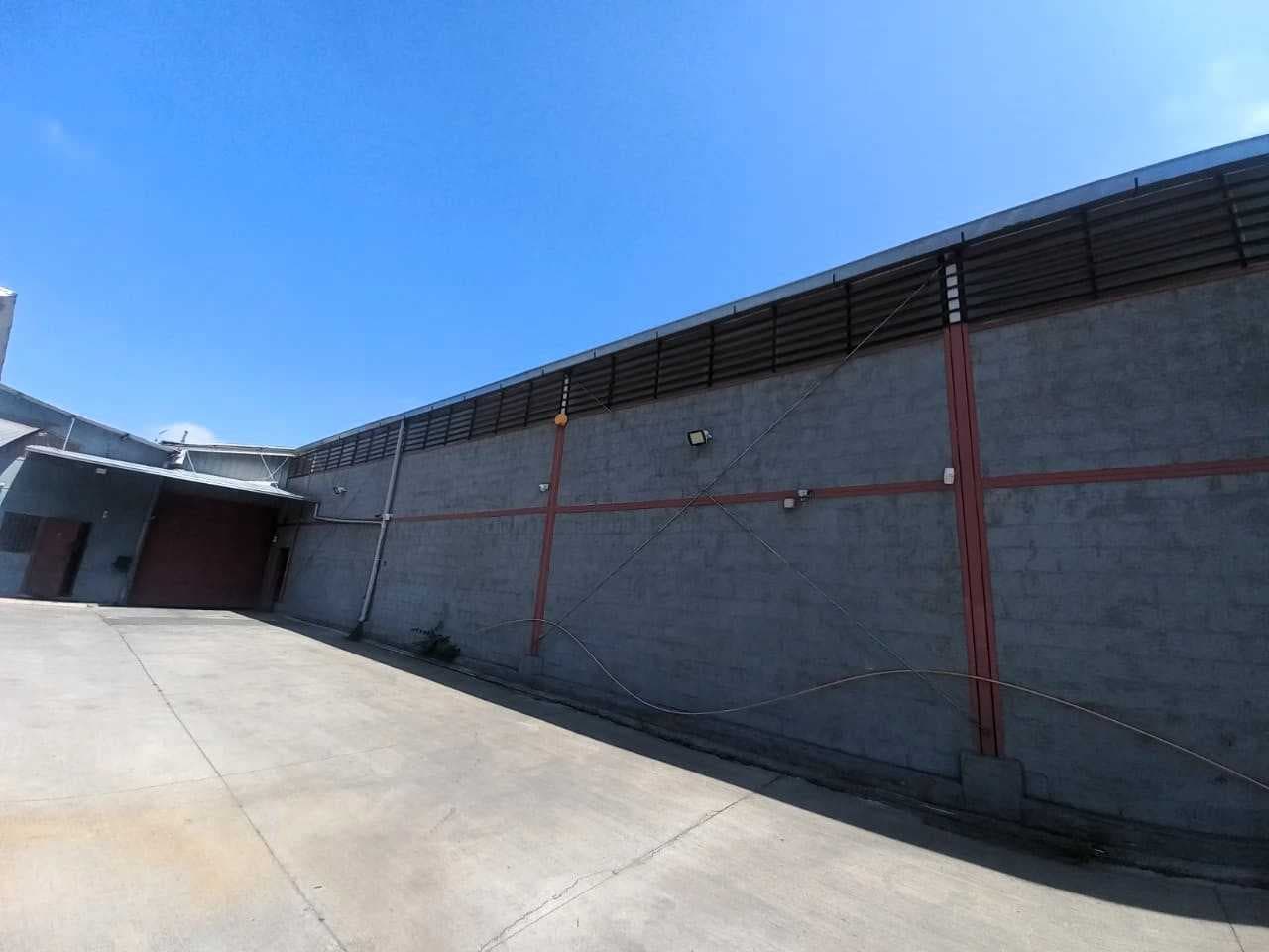 Gran Sitio con Excelente Galpón (71792)