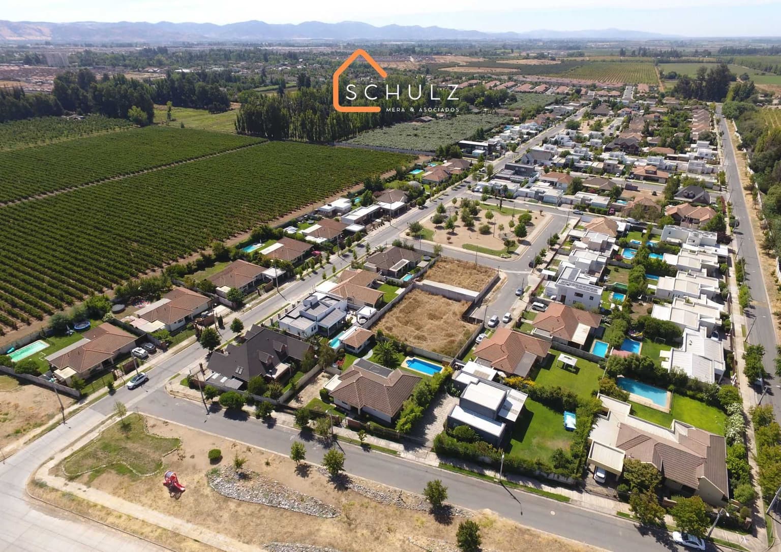 Vendemos terreno ubicado en Viña Esmeralda (69292)