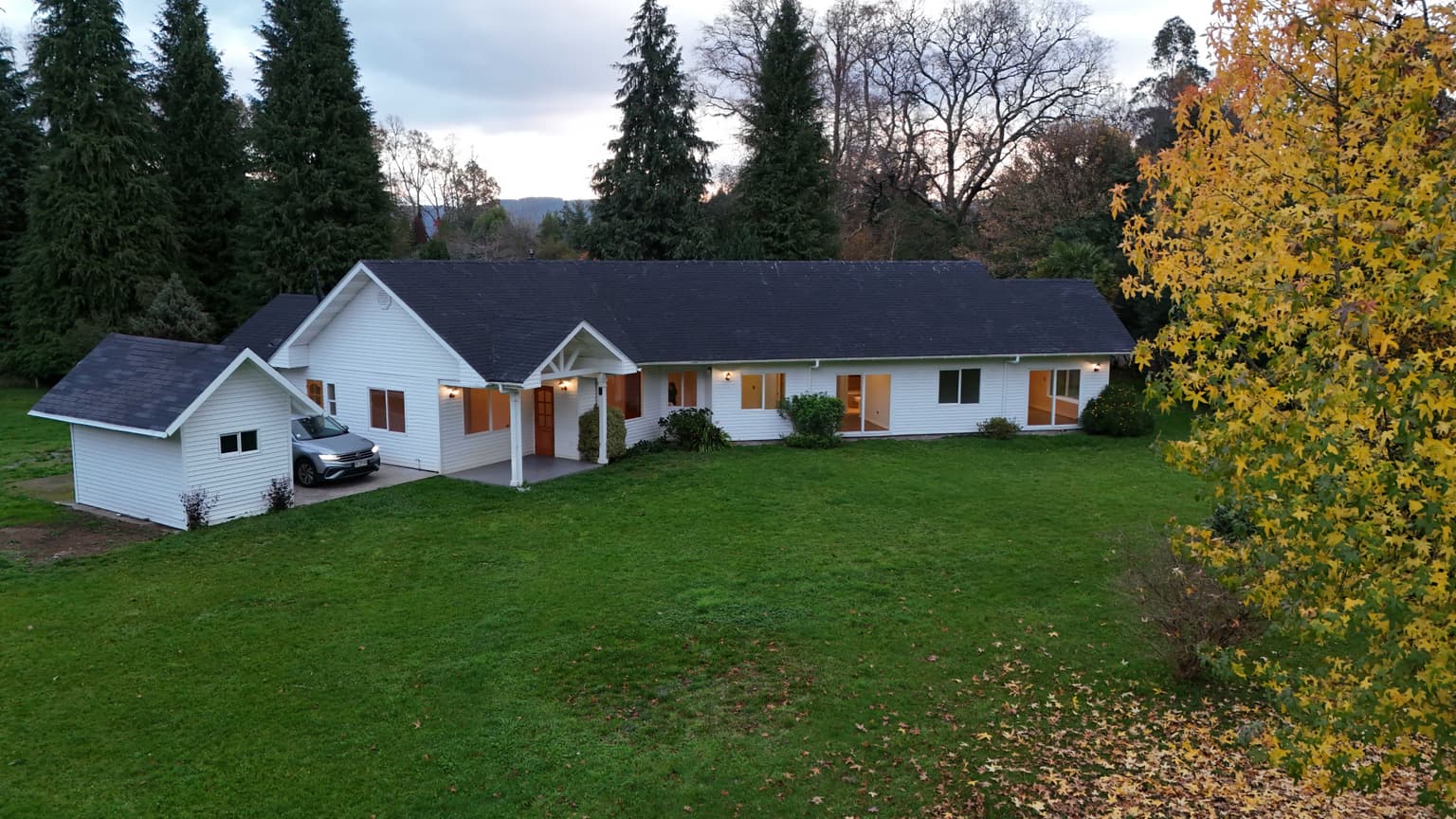Vendo Parcela con Casa Sector Miraflores (164037)
