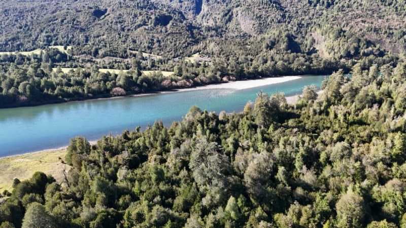 Hermosa propiedad 24 hás Río Palena (119695)